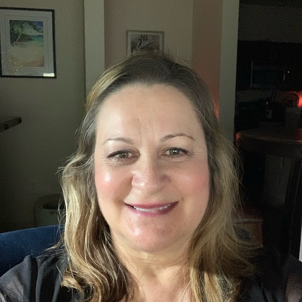 Meet your Posher, Lori